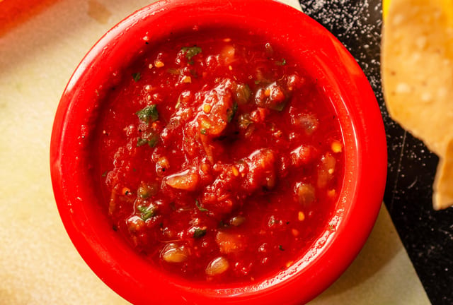 Salsa Roja bowl 3oz.